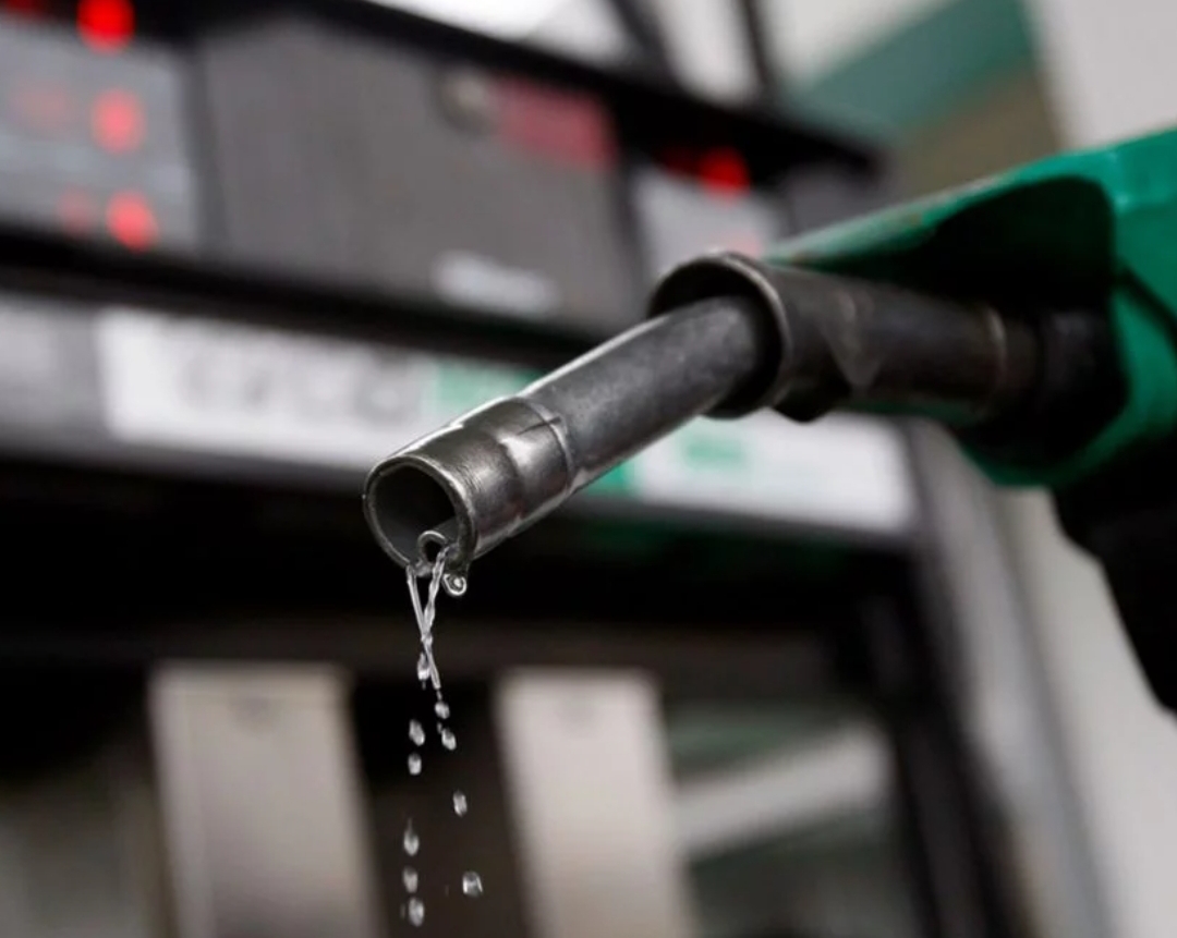 Nigerians to pay more for petrol as fuel prices increase in filling stations